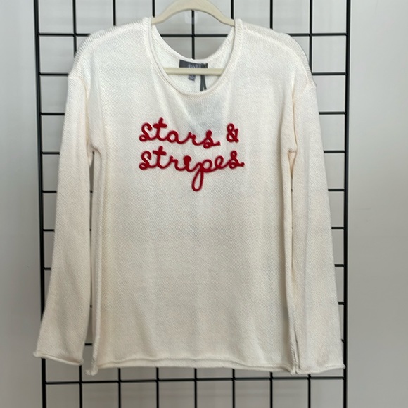 Cream Sweater Red Stars & Stripes Embroidered Size M - Picture 1 of 4